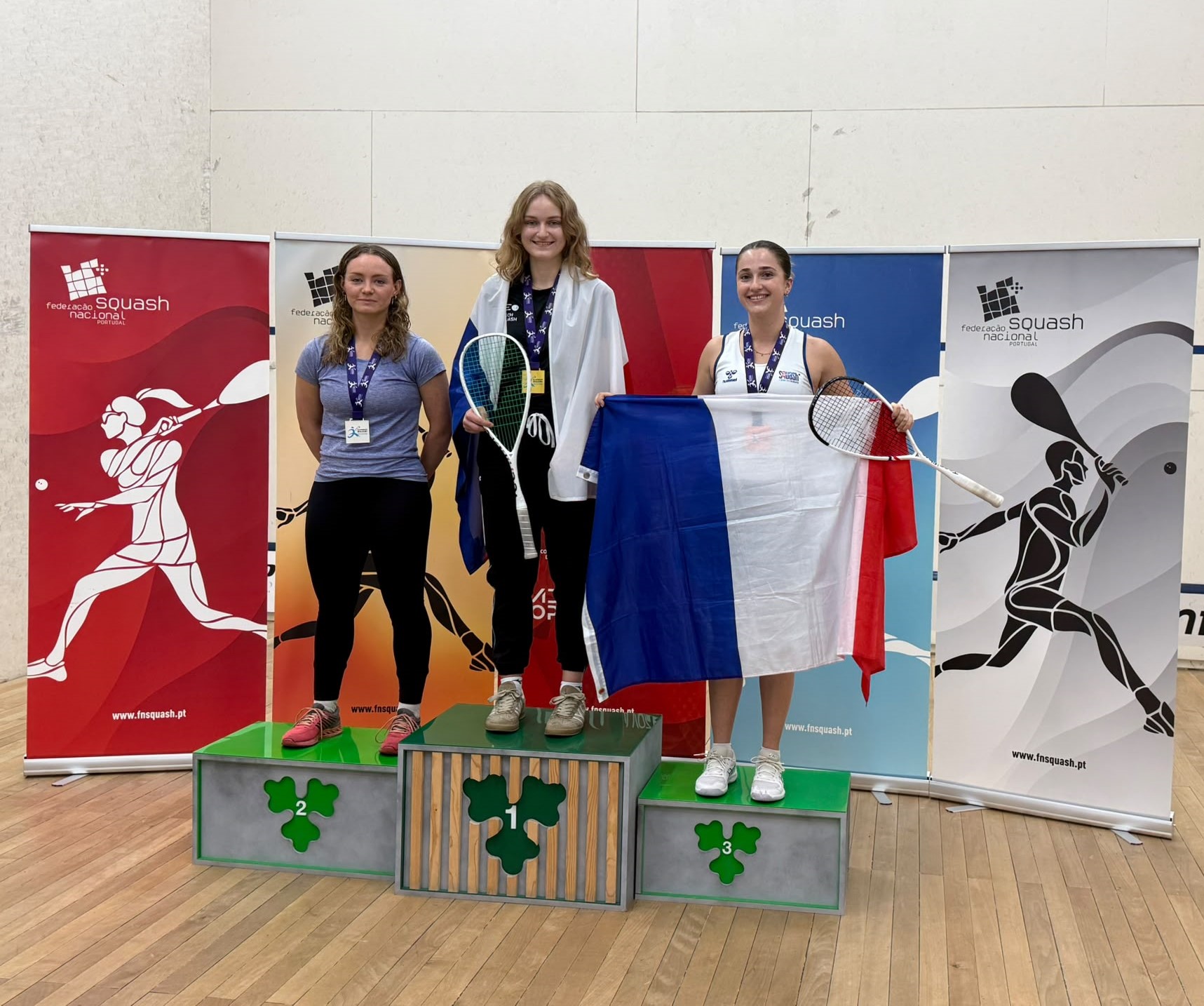 Podium filles